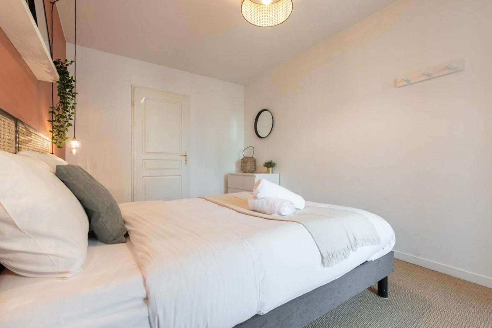 Euratechnologies - Bright Apartment With Parking Lille Luaran gambar